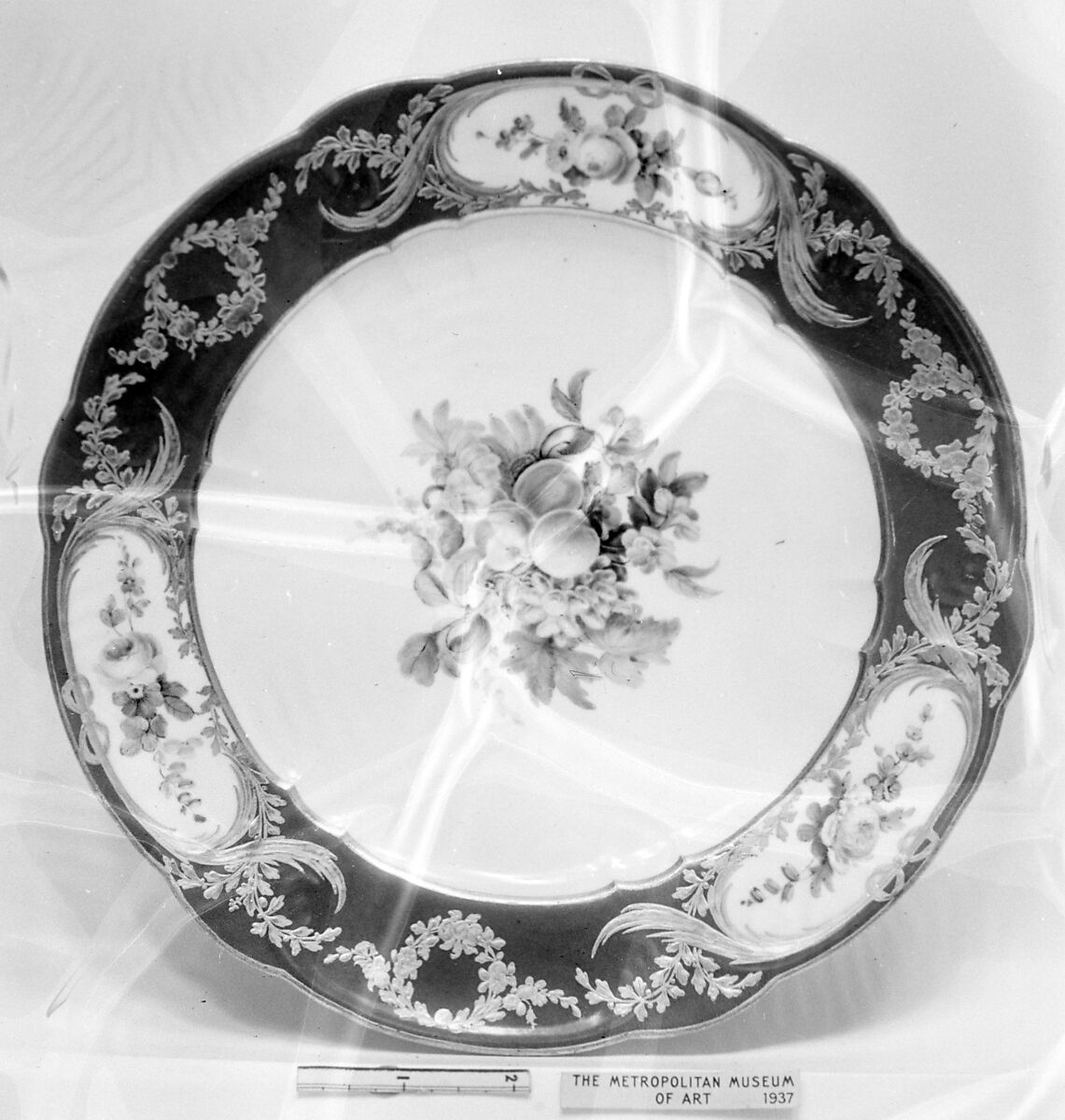 Plate (part of a service), Sèvres Manufactory (French, 1740–present), Soft-paste porcelain, French, Sèvres 