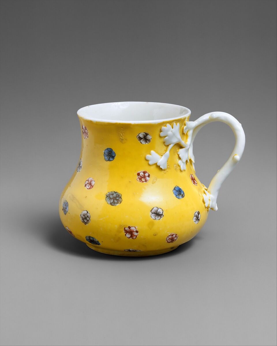 Mug, Saint-Cloud factory (French, mid-1690s–1766), Soft-paste porcelain, French, Saint-Cloud 