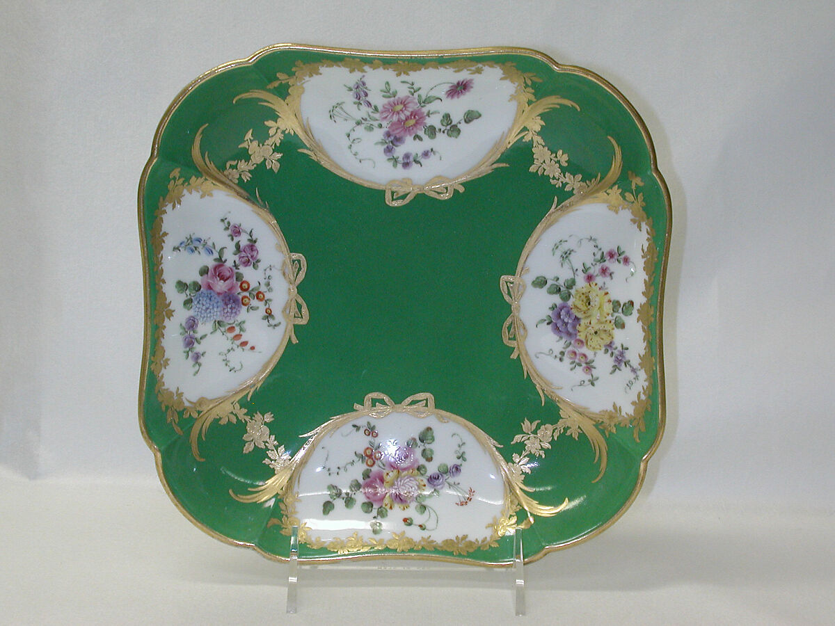 Fruit dish (part of a service), Sèvres Manufactory (French, 1740–present), Hard-paste porcelain, French, Sèvres 