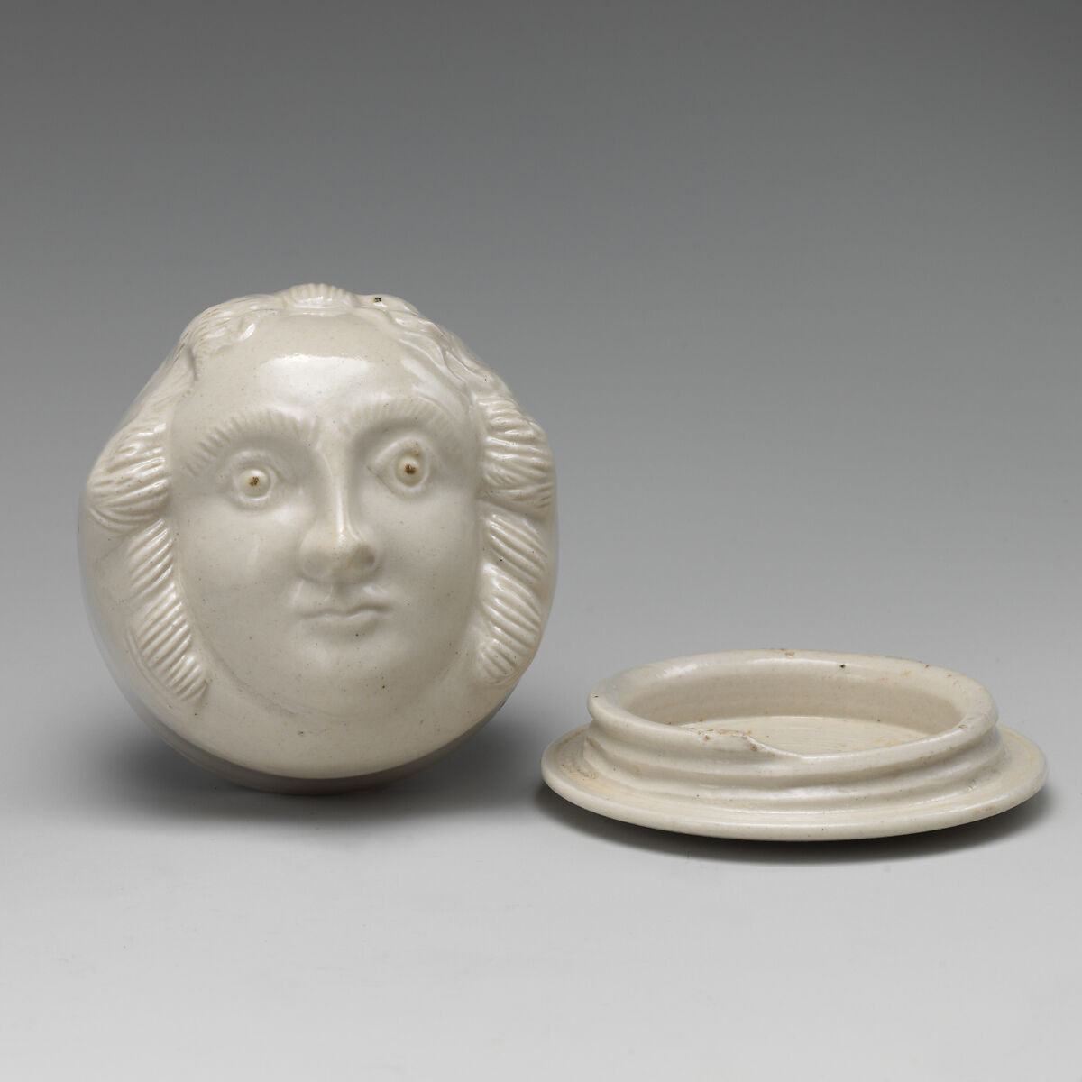 Box, Salt-glazed stoneware, British, Staffordshire