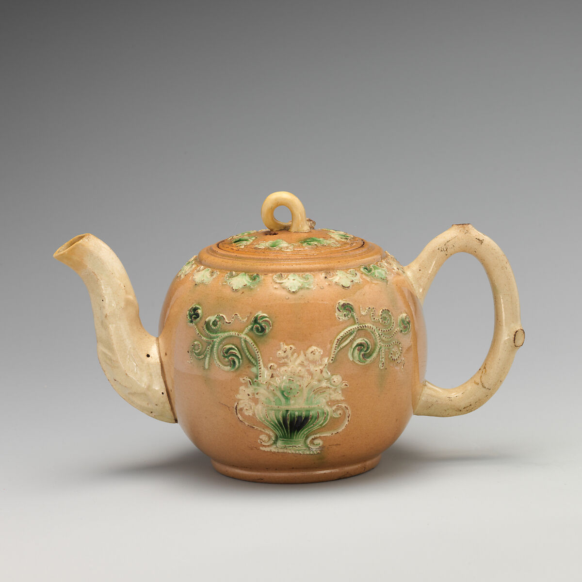 Teapot, Style of John Astbury (active 1688–1743), Lead-glazed earthenware, British, Staffordshire 