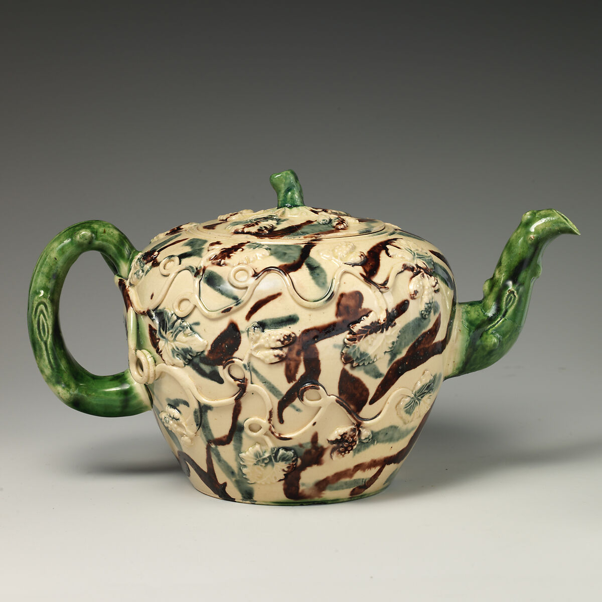 Teapot, Style of Astbury-Whieldon, Lead-glazed earthenware, British, Staffordshire 