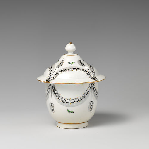 Sugar bowl with cover (part of a service)