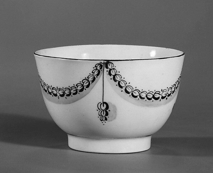 Teabowls (6) (part of a service), Caughley Factory (British, ca. 1772–1799), Soft-paste porcelain, British, Caughley