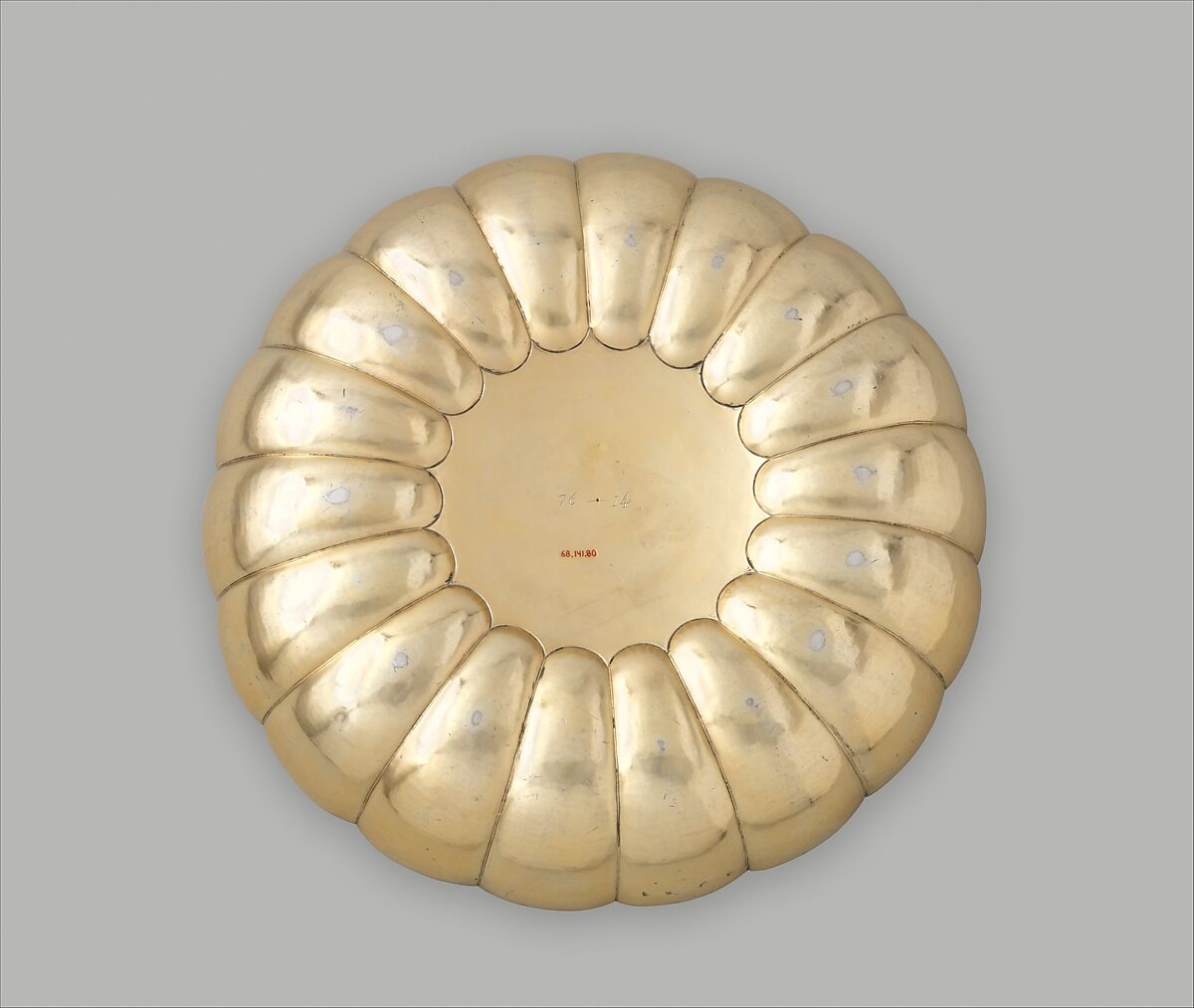 Dish (one of a pair), Anthony Ficketts (British, active 1635–85), Silver gilt, British, London