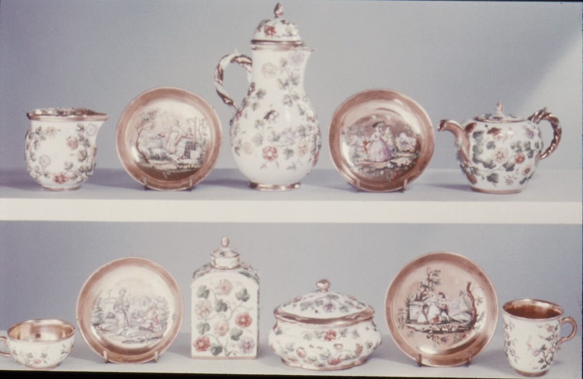 Saucer (part of a service), Nymphenburg Porcelain Manufactory (German, 1747–present), Hard-paste porcelain, German, Nymphenburg