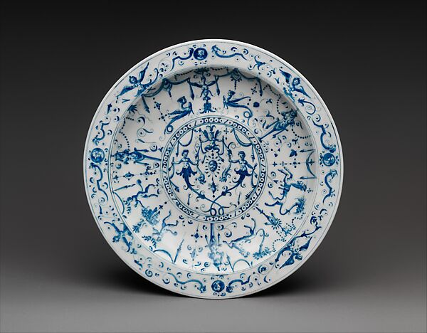 Dish, Medici Porcelain Manufactory (Italian, Florence, ca. 1575–ca. 1587), Soft-paste porcelain, Italian, Florence 