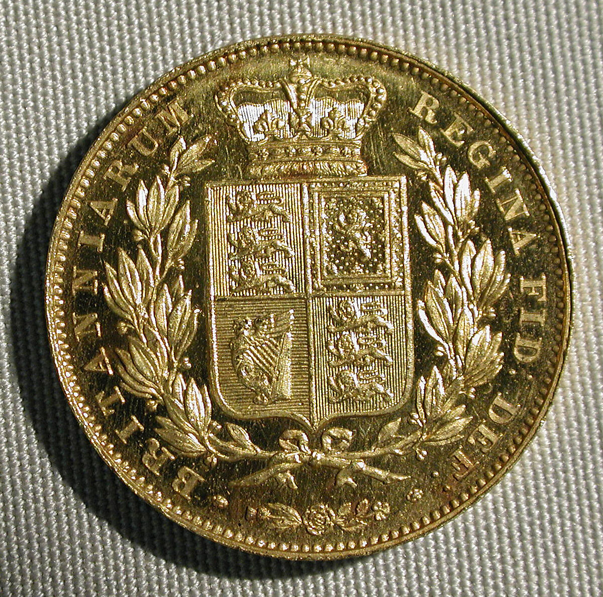 Victoria proof sovereign, Medalist: William Wyon (British, Birmingham 1795–1851 Brighton), Gold, British