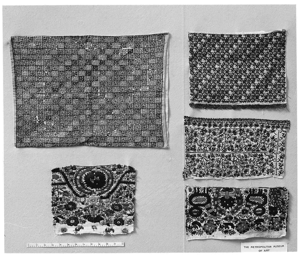 Fragment, Linen, silk and metal thread, Balkan, Bulgaria or Macedonia