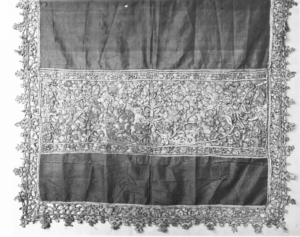 Baptismal veil, Silk and metal thread, cutwork, Spanish or Italian 