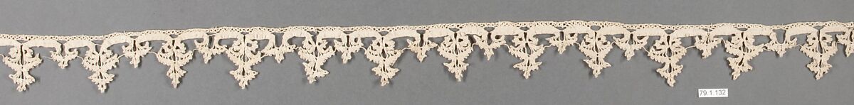 Strip, Bobbin lace, Italian