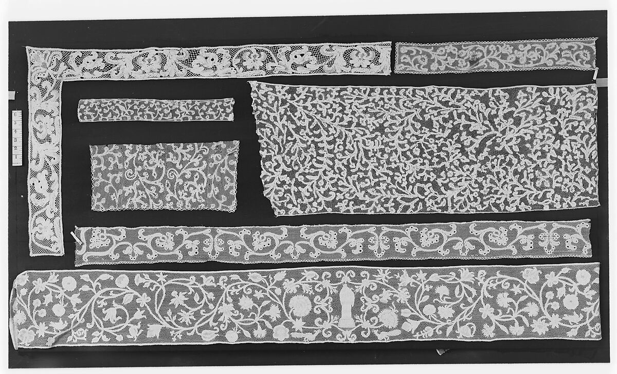 Strip with corner, Bobbin lace, Milanese lace, Spanish 