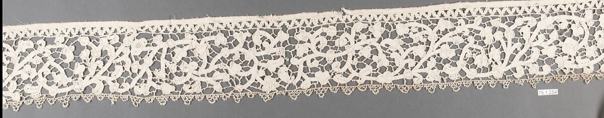 Strip, Bobbin lace, Italian