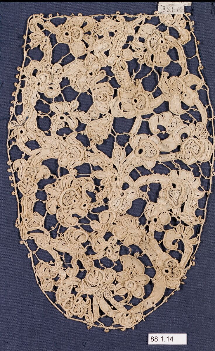 Medallion, Needle lace, gros point lace, Italian