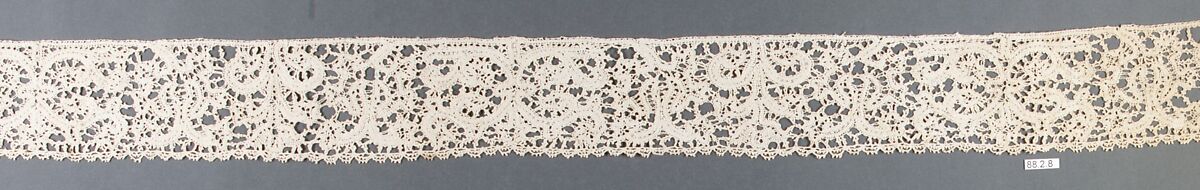 Fragment, Bobbin lace, Italian