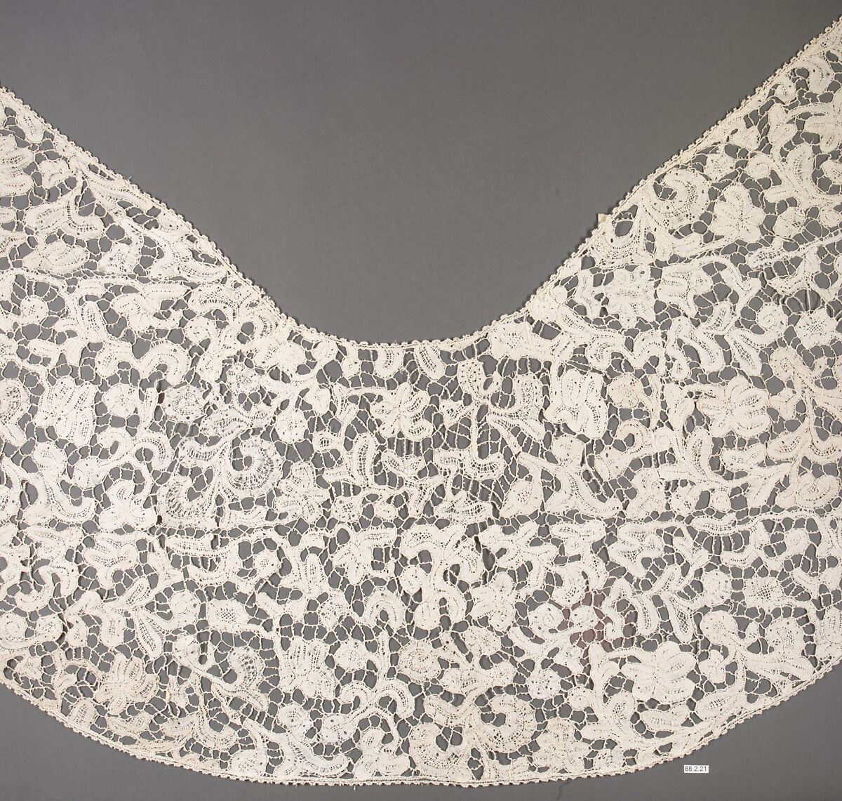 Cape, Bobbin lace, Flemish