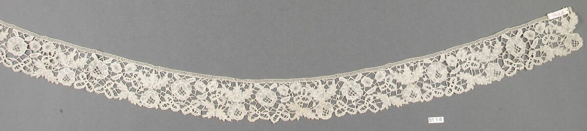 Fragment, Bobbin lace, British, Honiton