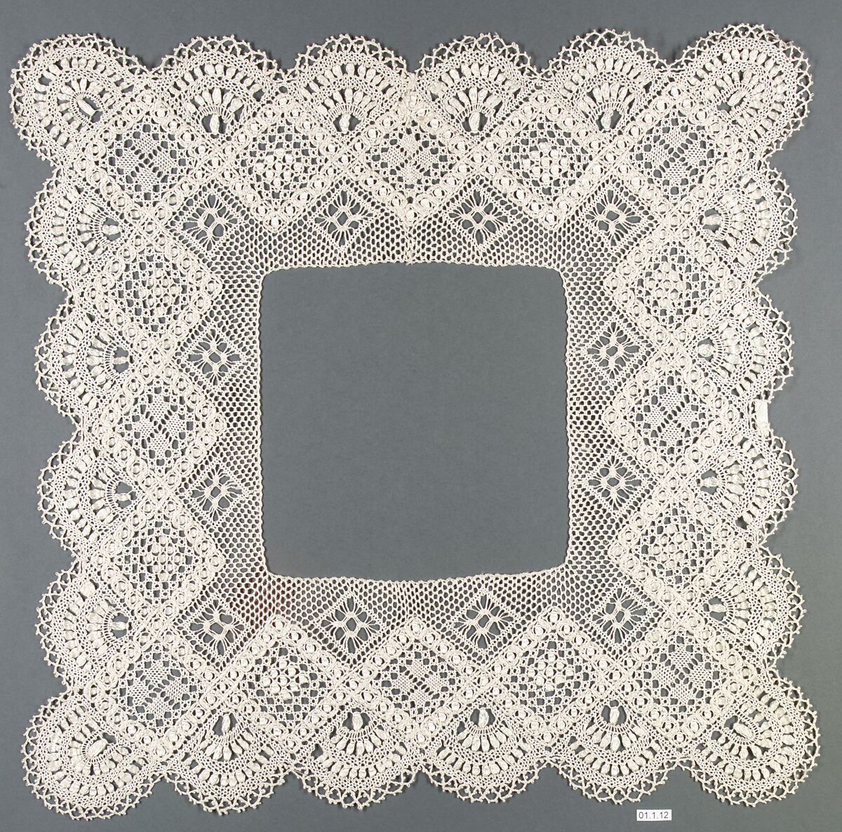 Square, Silk, bobbin lace, French