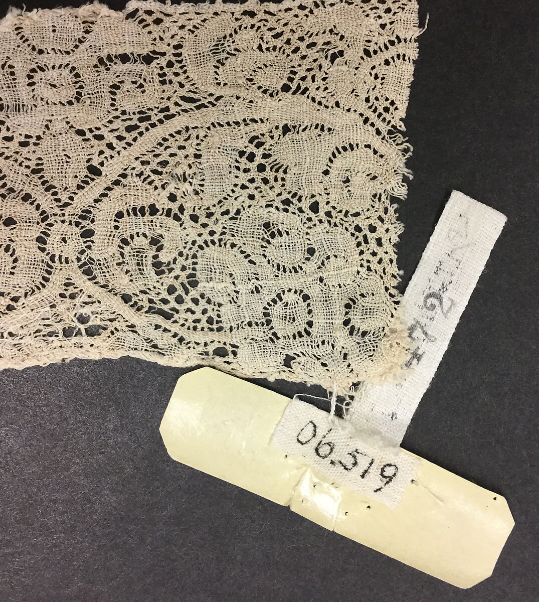 Fragment, Bobbin lace, Dutch