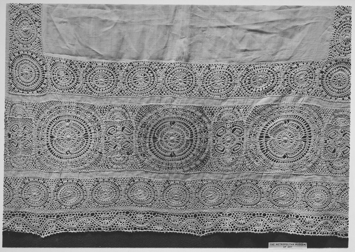 Cover, Drawnwork, Spanish