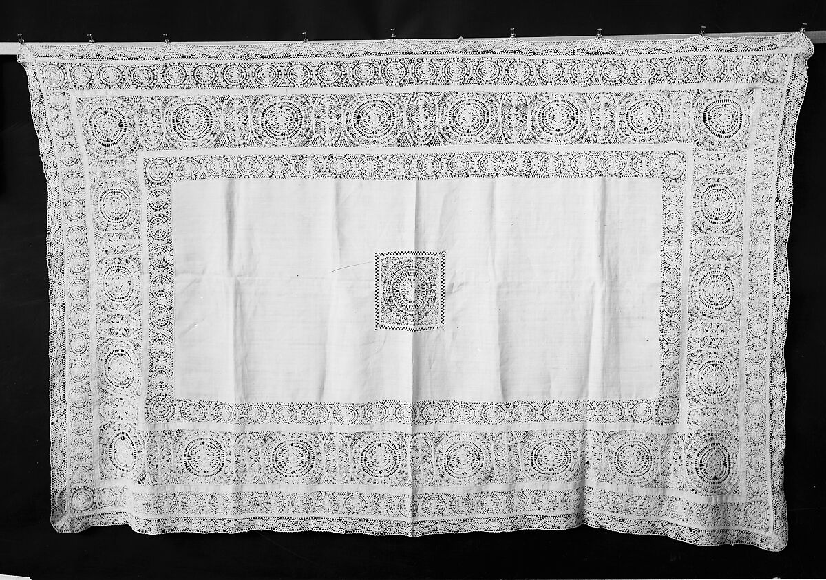 Cover, Drawnwork, Spanish