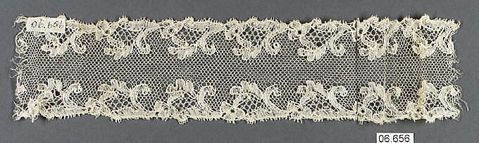 Fragment, Bobbin lace, French, Chantilly 