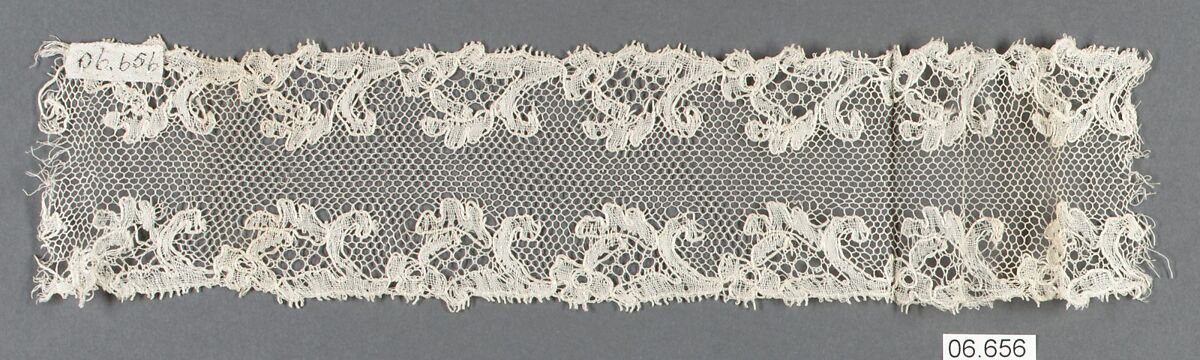 Fragment, Bobbin lace, French, Chantilly