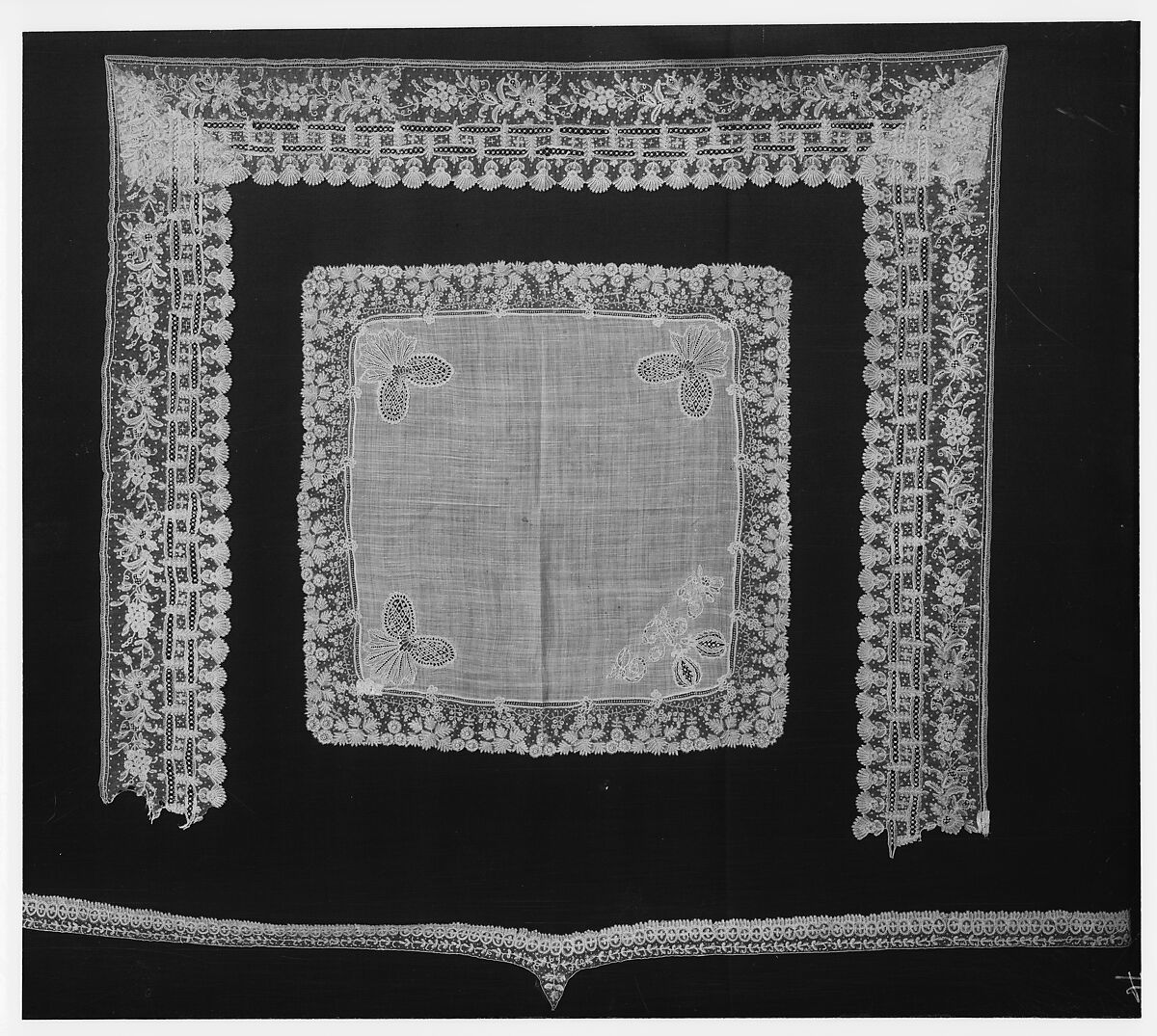Handkerchief | Belgian, Brussels | The Metropolitan Museum of Art