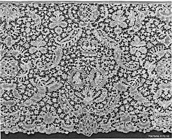 Flounce (two pieces), Bobbin lace, Flemish