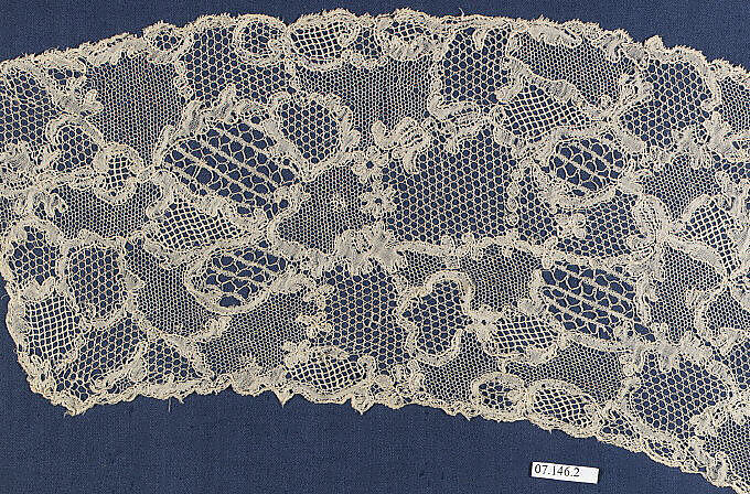 Fragment, Bobbin lace, British, Buckinghamshire 