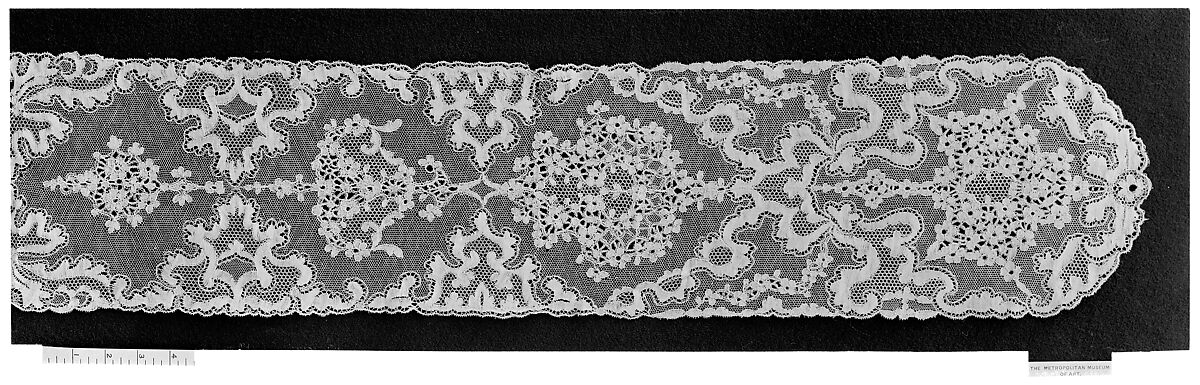 Barbe, Bobbin lace, French 