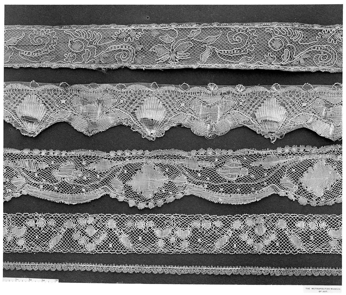 Fragment, Metal thread, bobbin lace, Italian