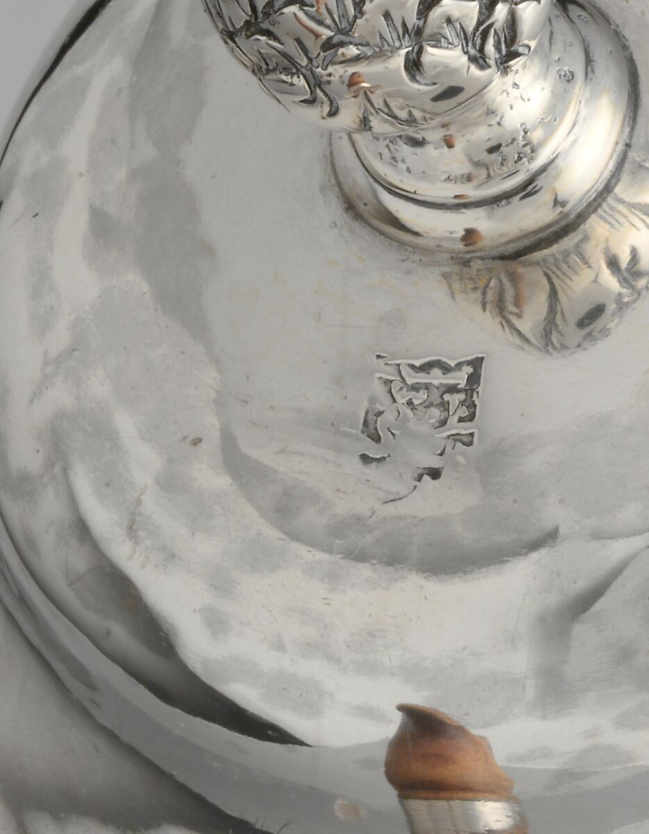 Coffeepot, Samuel Edwards (1705–1762), Silver, American