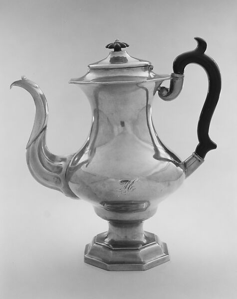 Coffeepot, Manufactured by Leonard, Reed &amp; Barton, Pewter, American 