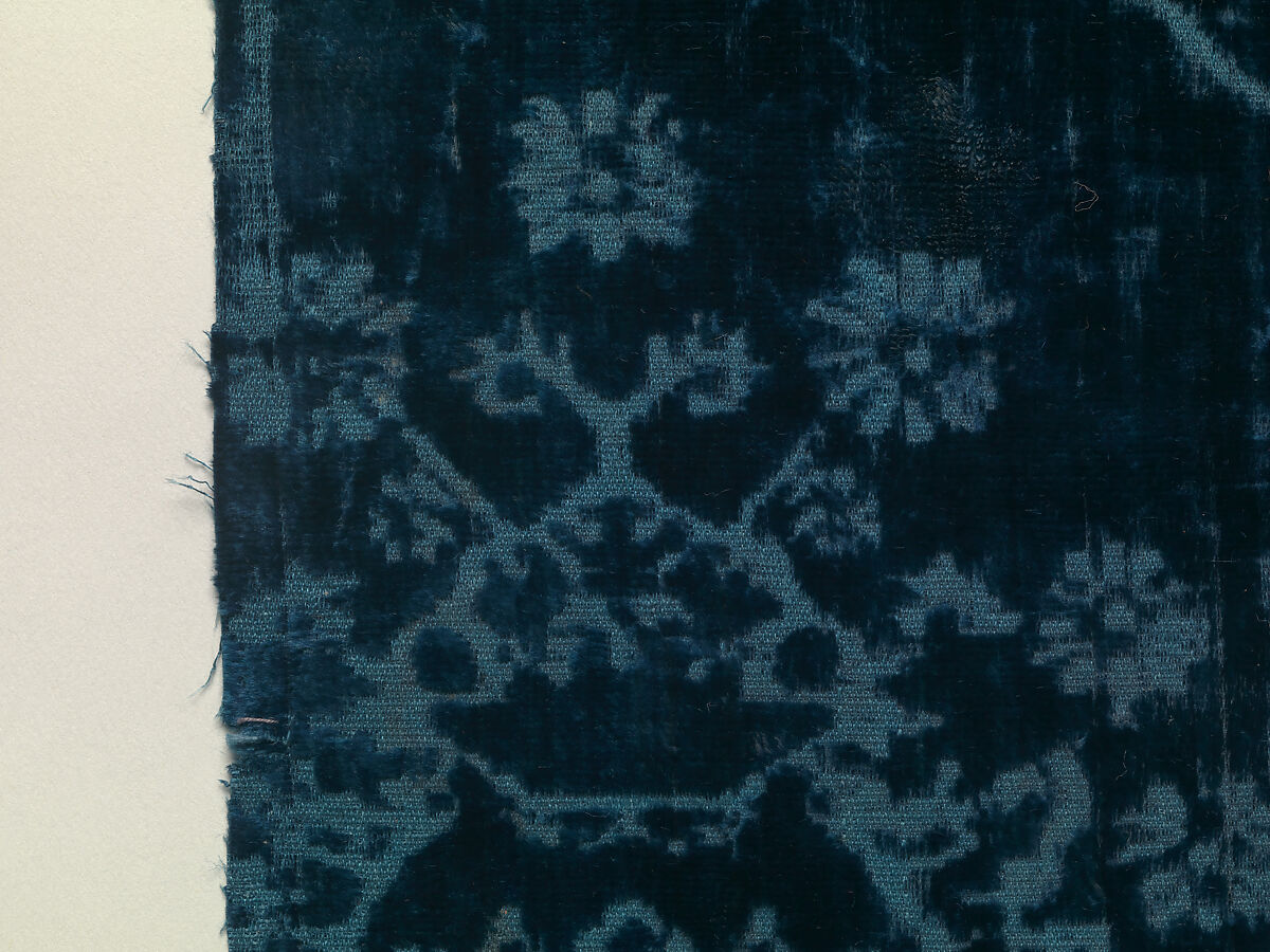 Piece, Cut voided velvet on satin foundation weave (warp: silk dyed in dark blue, reeled, no twist/S plied, 9 per cm; warp pile: silk dyed in dark blue, reeled, no twist/no ply; weft: silk dyed in dark blue, reeled, no twist/no ply, 25-29 per cm), Italian