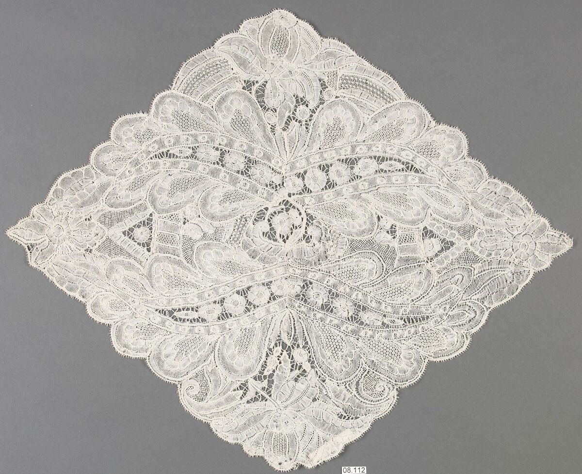 Square, Bobbin lace, point d'Angleterre à brides, probably Flemish or British, Devonshire 