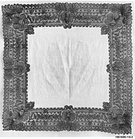 Handkerchief, Bobbin lace, French, Chantilly 