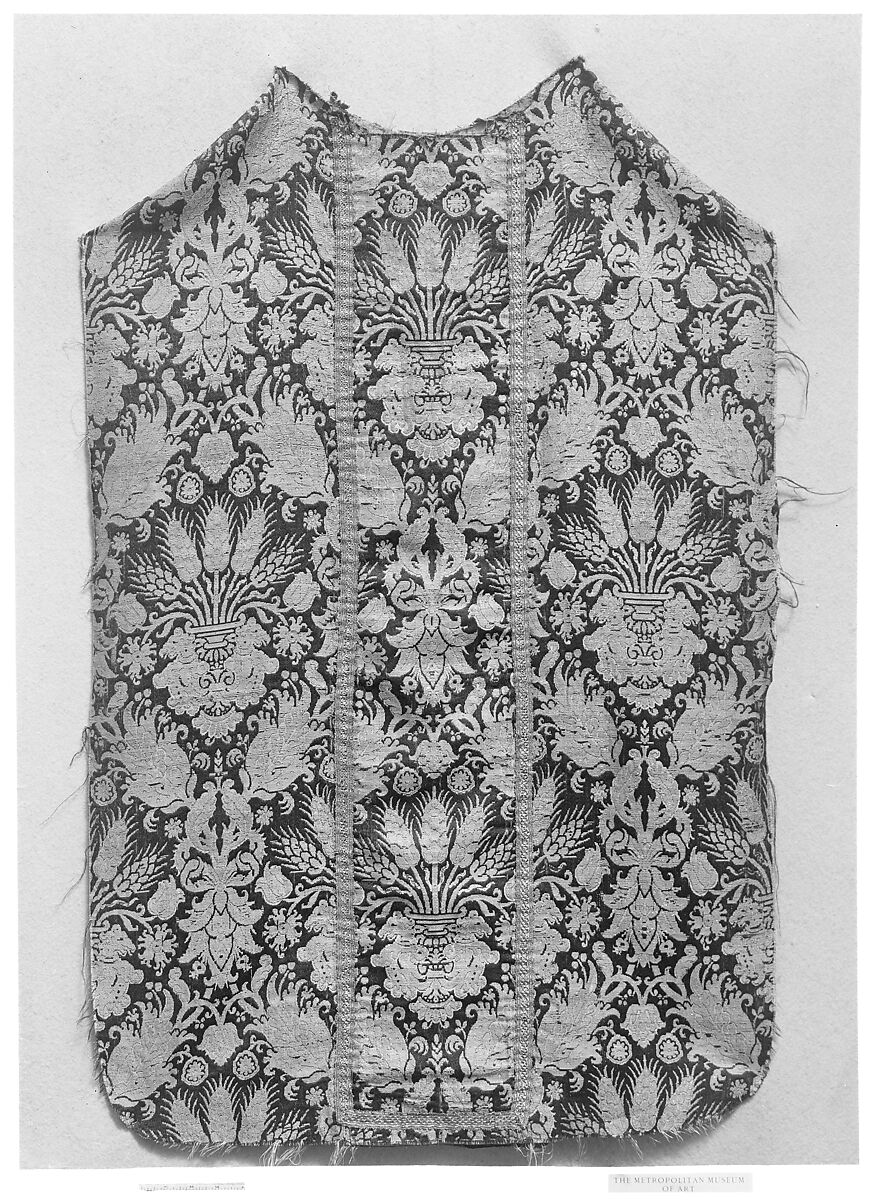 Piece, Silk, linen and metal thread, Italian