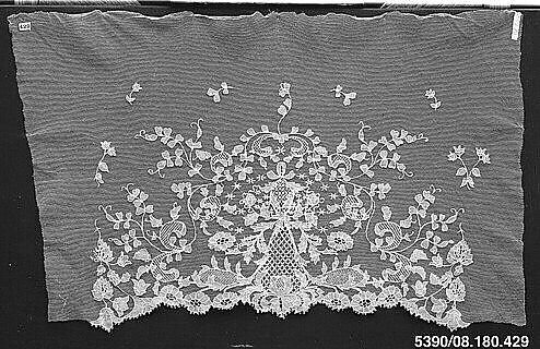 Fragment, Bobbin lace, Danish, possibly Tønder