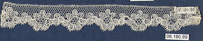 Fragment, Bobbin lace, British, Chinnor, Oxfordshire 