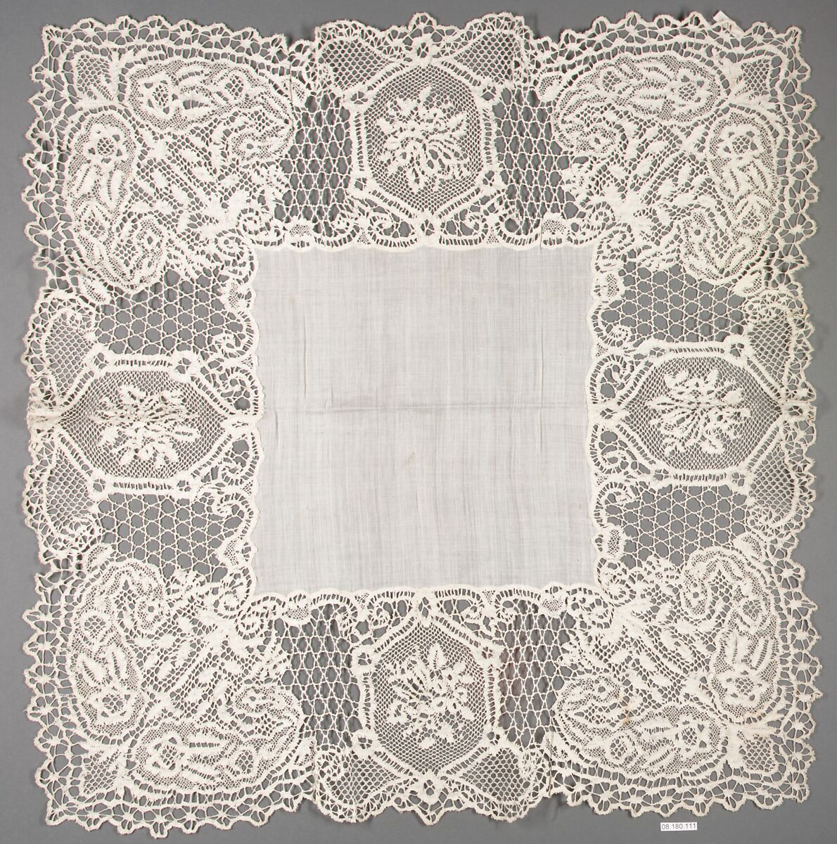 Cover, Bobbin lace, British, Bedfordshire