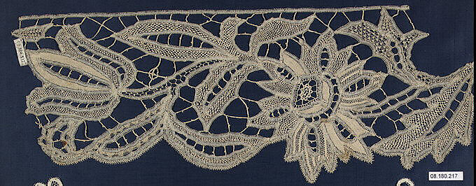 Fragment, Bobbin lace, French 