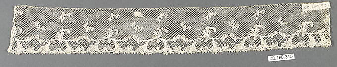 Fragment, Bobbin lace, French, Chantilly 