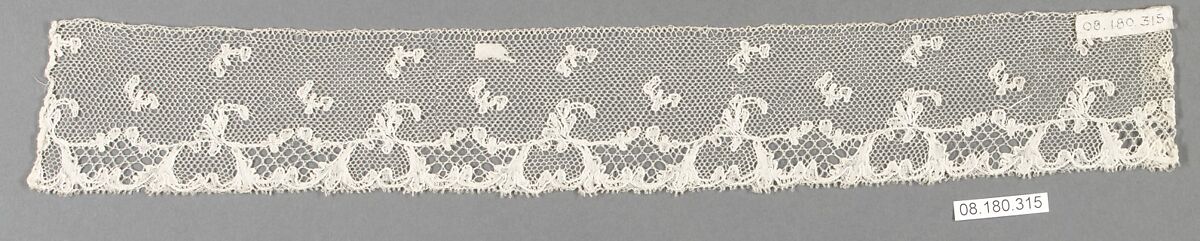 Fragment, Bobbin lace, French, Chantilly