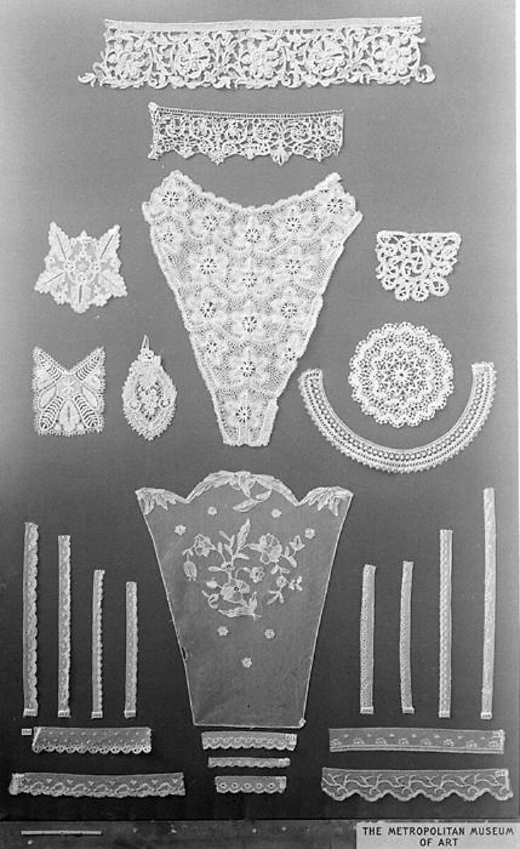 Plastron, Bobbin lace, Southern German