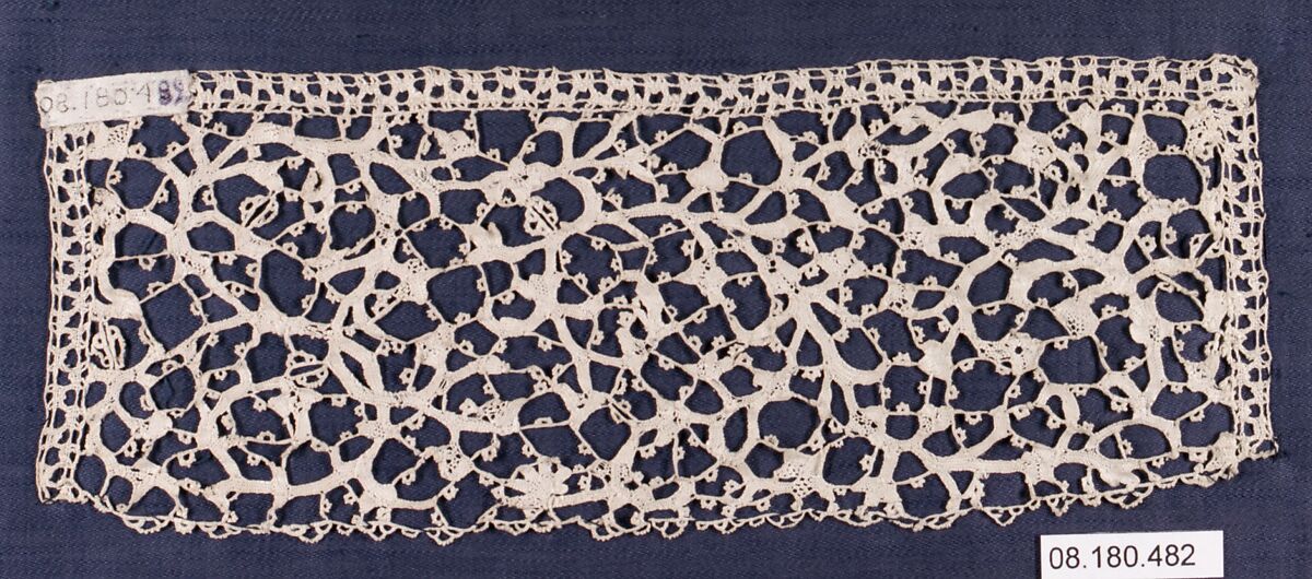 Cuff, Needle lace, Italian