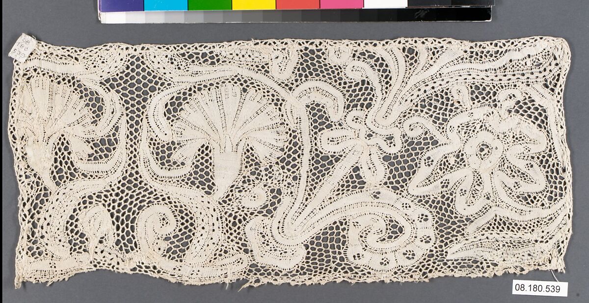 Piece, Bobbin lace, Italian