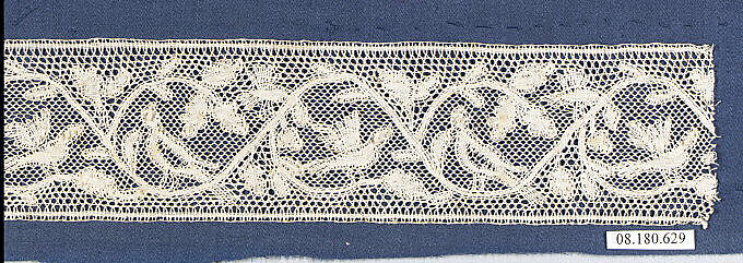 Insertion, Bobbin lace, Point de Paris, Italian, Cantù 