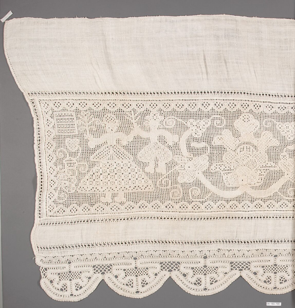 Border, Drawnwork, Russian