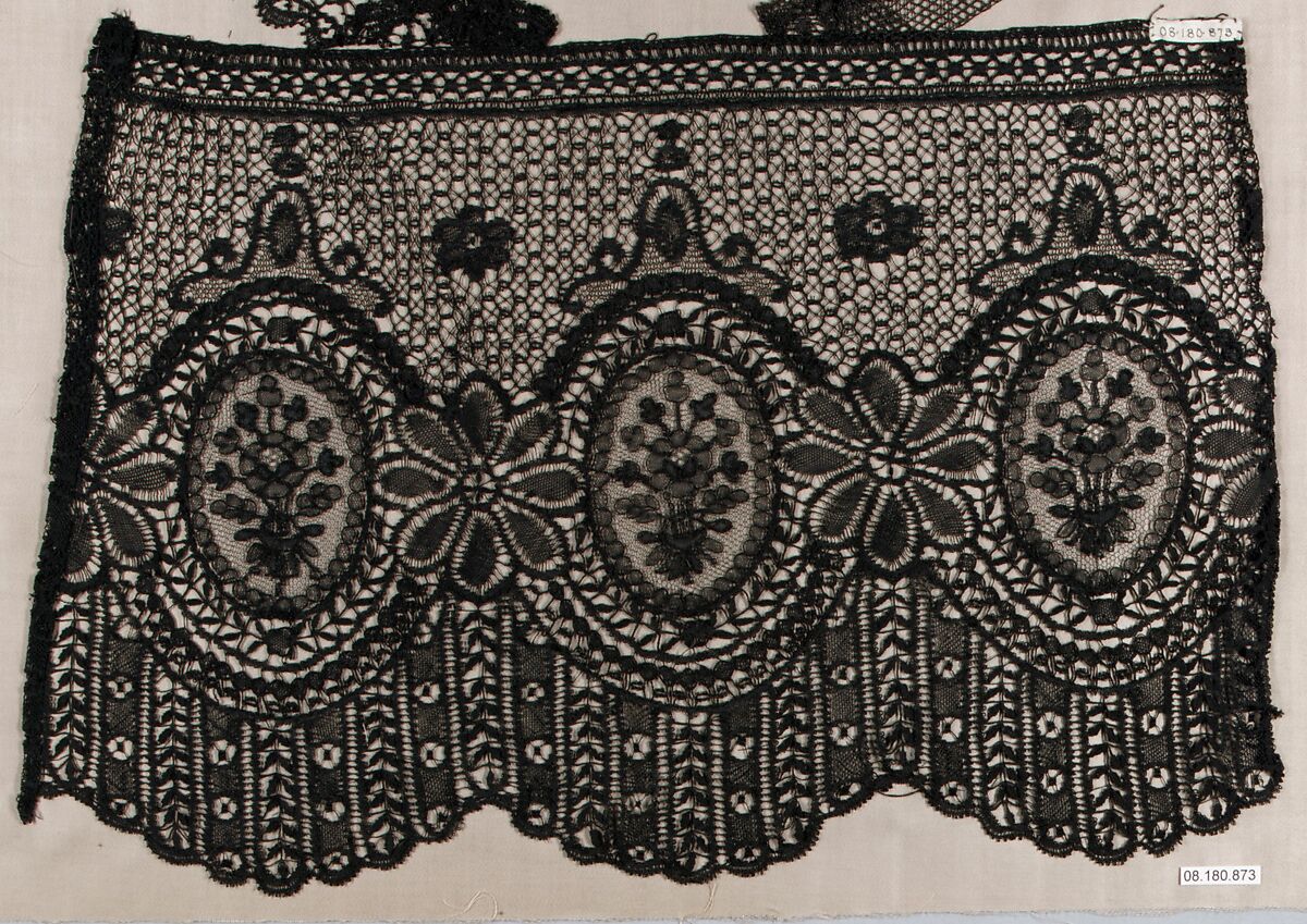 Piece, Bobbin lace, French, possibly Le Puy